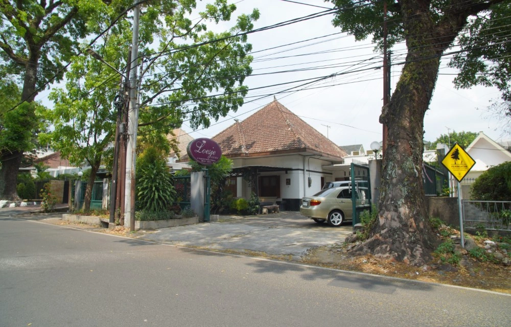 Loesje Guest House Syariah