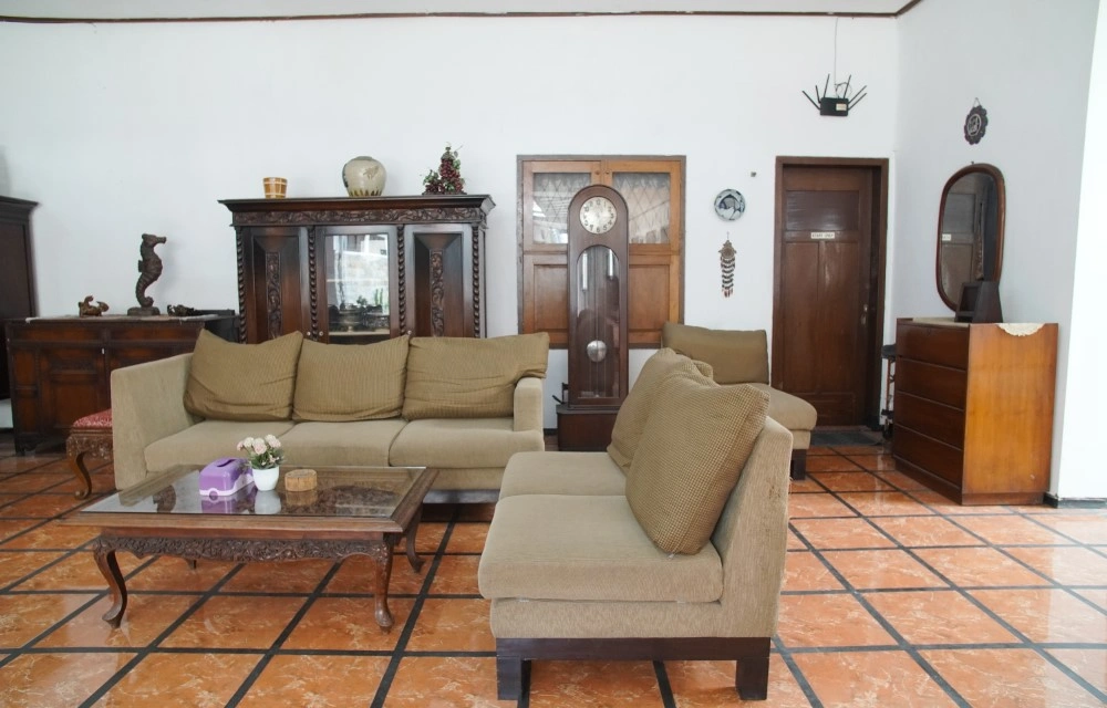 Loesje Guest House Syariah